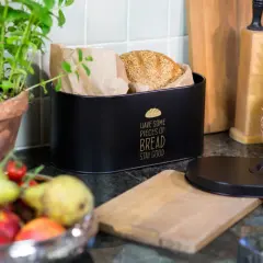 Jak przechowywać domowy chleb, aby nie stał się czerstwy?