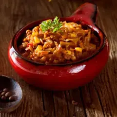 Bigos z kiszonej kapusty z kiełbasą i boczkiem na każdą okazję?