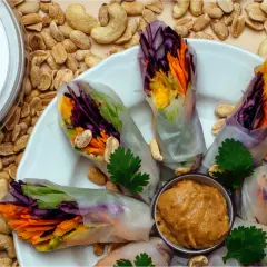 Oto idealne połączenia smaków! Sosy do spring rolls na każdą okazję