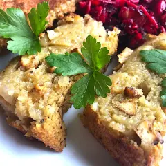 Wegetariański obiad: babka ziemniaczana bez mięsa - przepis