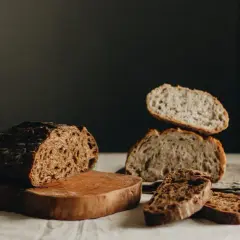 Jak upiec idealny chleb baltonowski w domowej kuchni? Przepis!