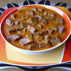 Serce jelenia w gulaszu: Wyrafinowany aromat i smak