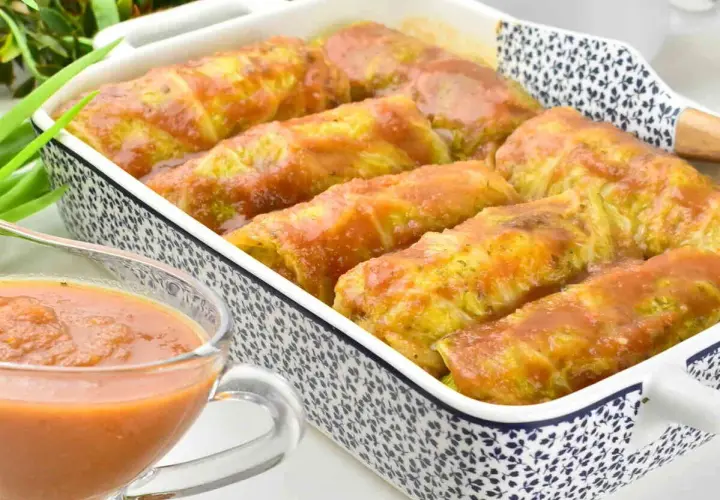 Ile wlać wody na 1 kg ryżu na gołąbki?