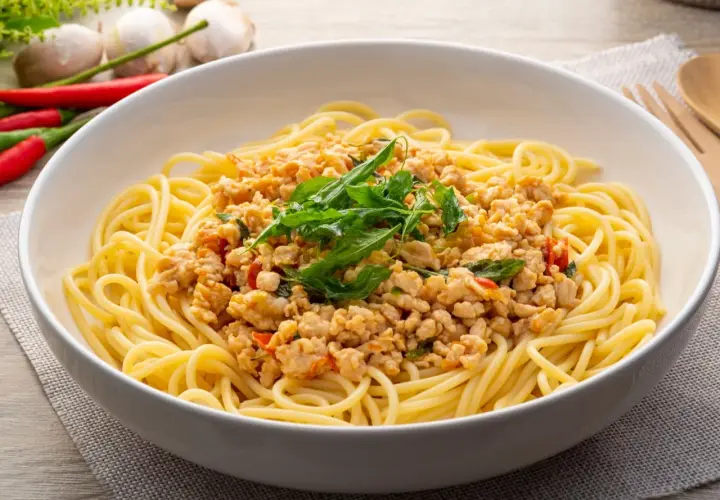 Spaghetti z indyka? Zdrowy obiad gotowy w kwadrans dla zabieganych