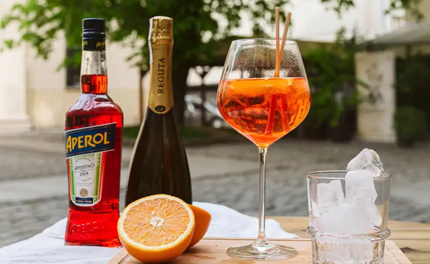 Aperol butelka: Idealny składnik na letnie napoje