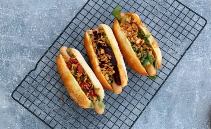 Idealna bułka do hot doga: jak zaskoczyć prawdziwych smakoszy?