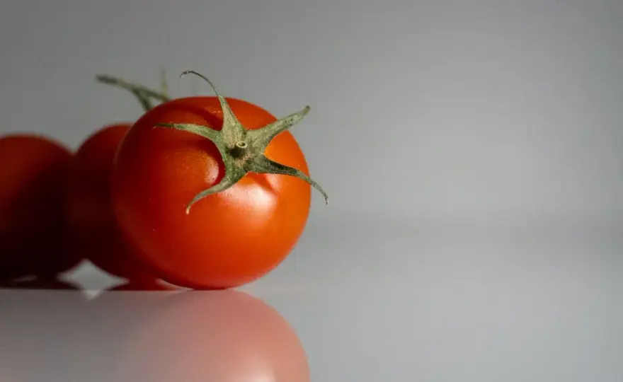 Zaskocz gości sałatką z soczewicy w słoiku! Oto aż 9 top inspiracji!