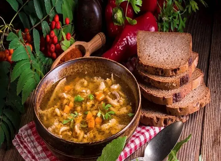 Flaki po węgiersku: Pikantne danie dla miłośników wyrazistych smaków