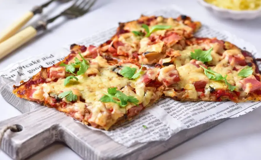 Jak zrobić keto pizzę z kalafiora?